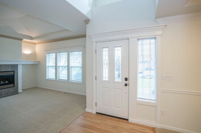 Building Photo - Beautiful Craftsman Home for Rent on Fox Island