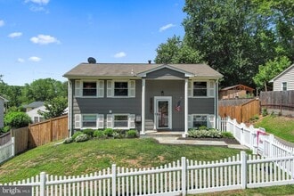 Building Photo - 13728 Gran Deur Dr