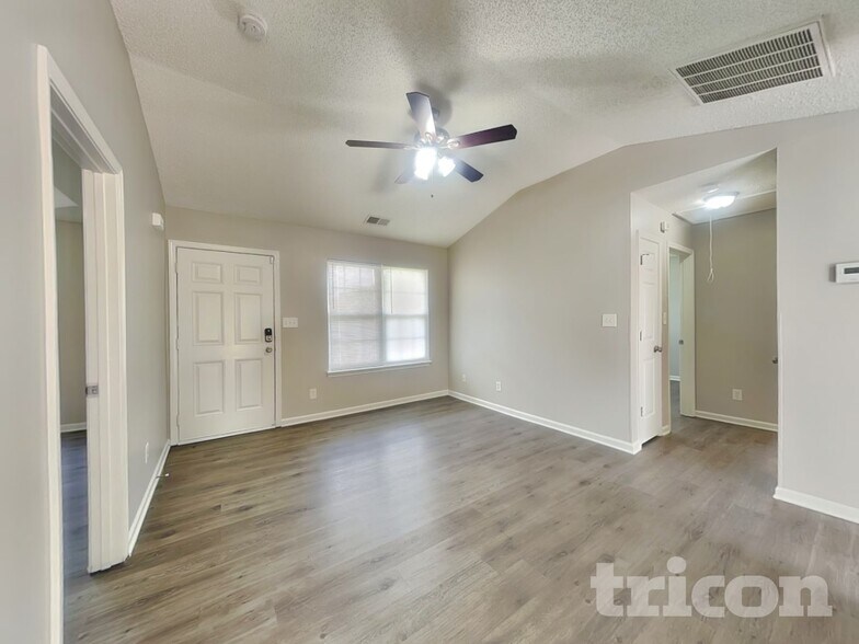 Building Photo - 9923 Austin Samuel Pl