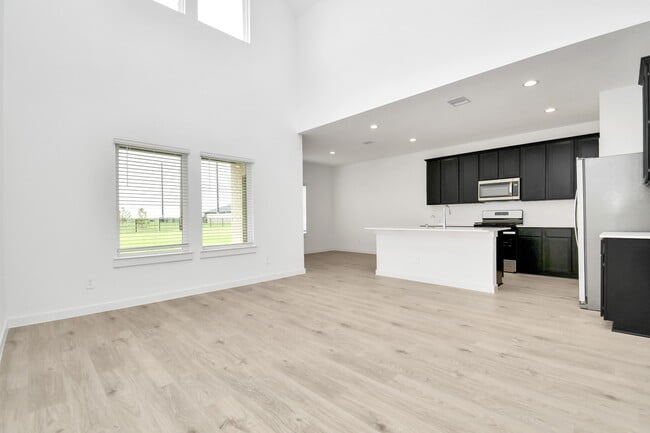 Building Photo - 3843 Pierce Pl Ln