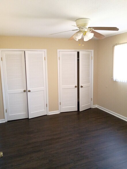 Building Photo - 4175 Krupp Dr