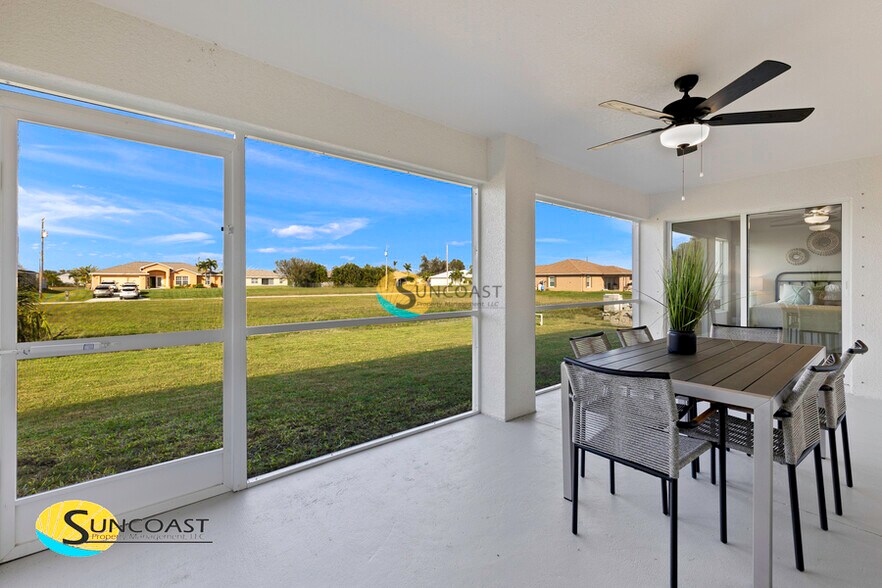 Building Photo - 3929 NE 16th Pl