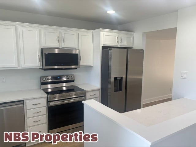 Building Photo - 6529 Deane Hill Dr