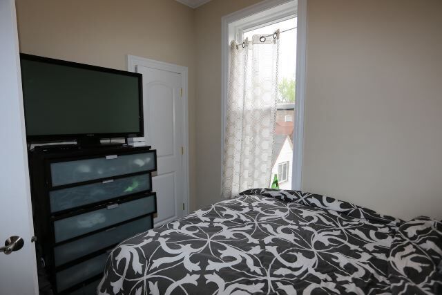 Building Photo - 2618 W Thomas St