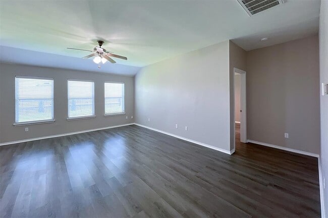 Building Photo - 2928 Cider Mill Ln