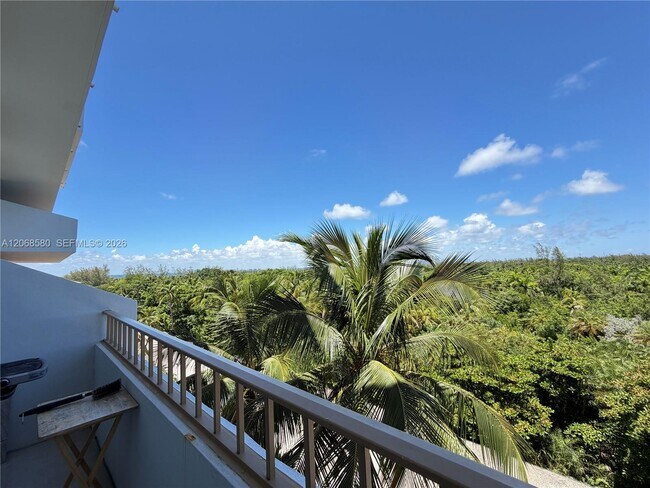 Building Photo - 155 Ocean Ln Dr