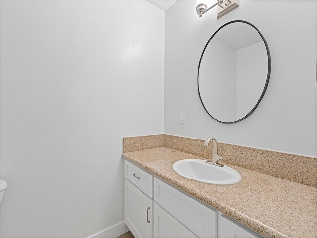 Building Photo - 1822 Spreckels Ln
