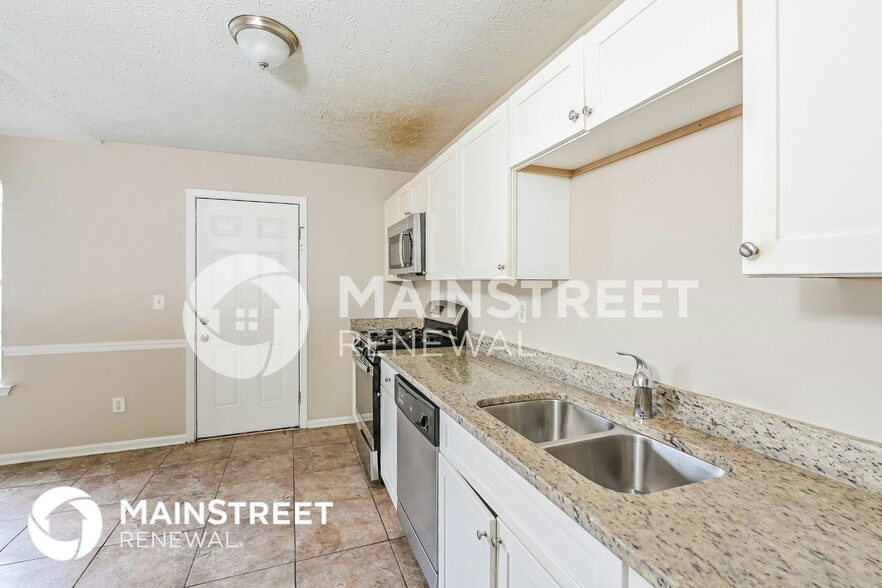 Building Photo - 680 Compton Ln