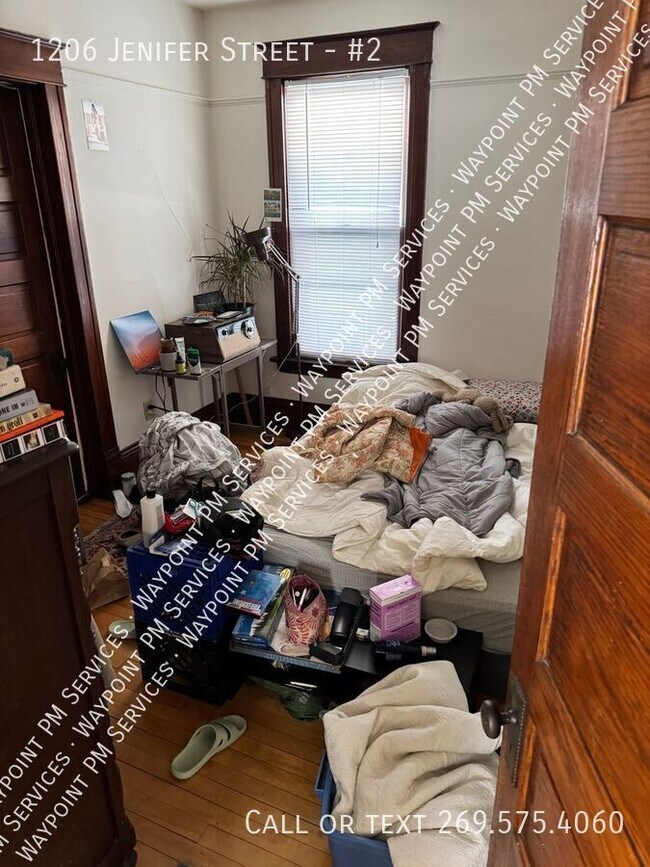 Building Photo - 1206 Jenifer St