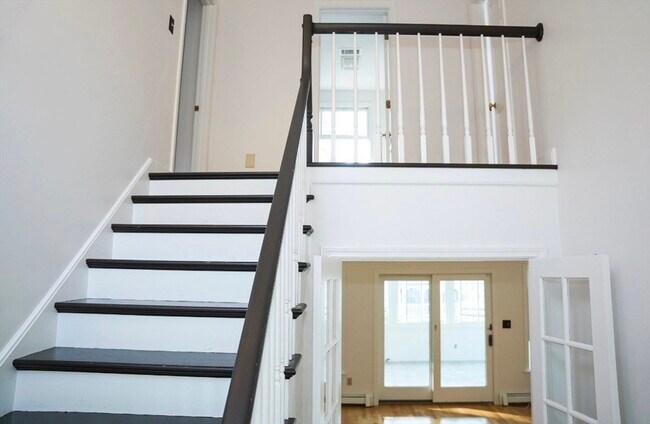 Building Photo - 241 New Bedford Rd