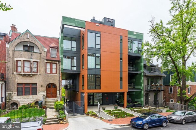 Building Photo - 1468 Belmont St NW