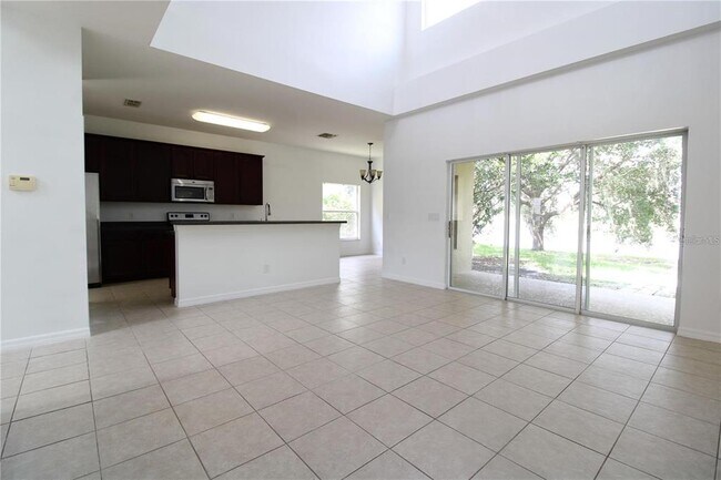 Building Photo - 16543 Cedar Run Dr