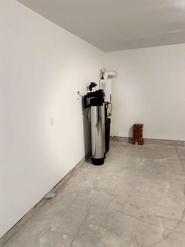 Building Photo - 205 Bable Run Dr