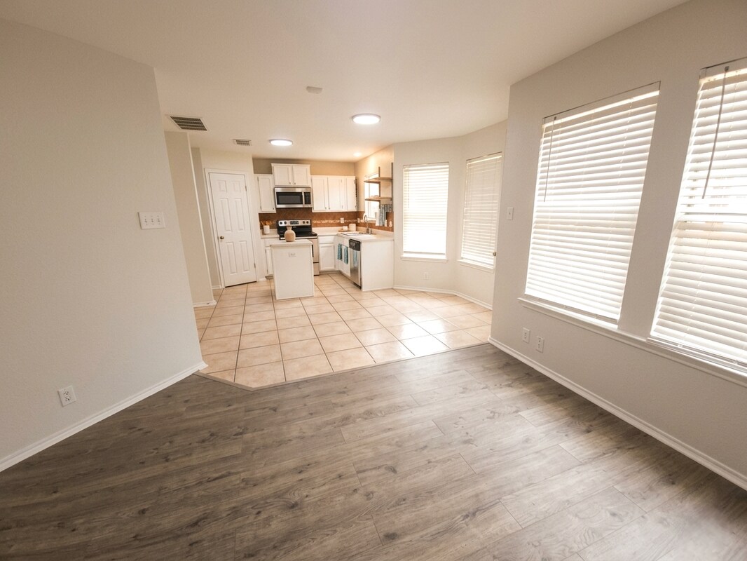 Building Photo - 7219 Burns Crossing