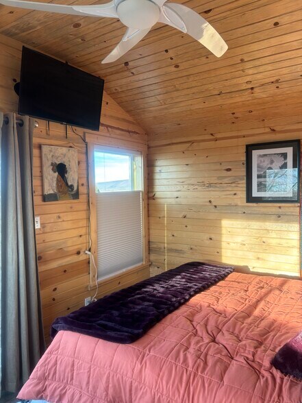 Building Photo - 41159 Sunnyview Loop