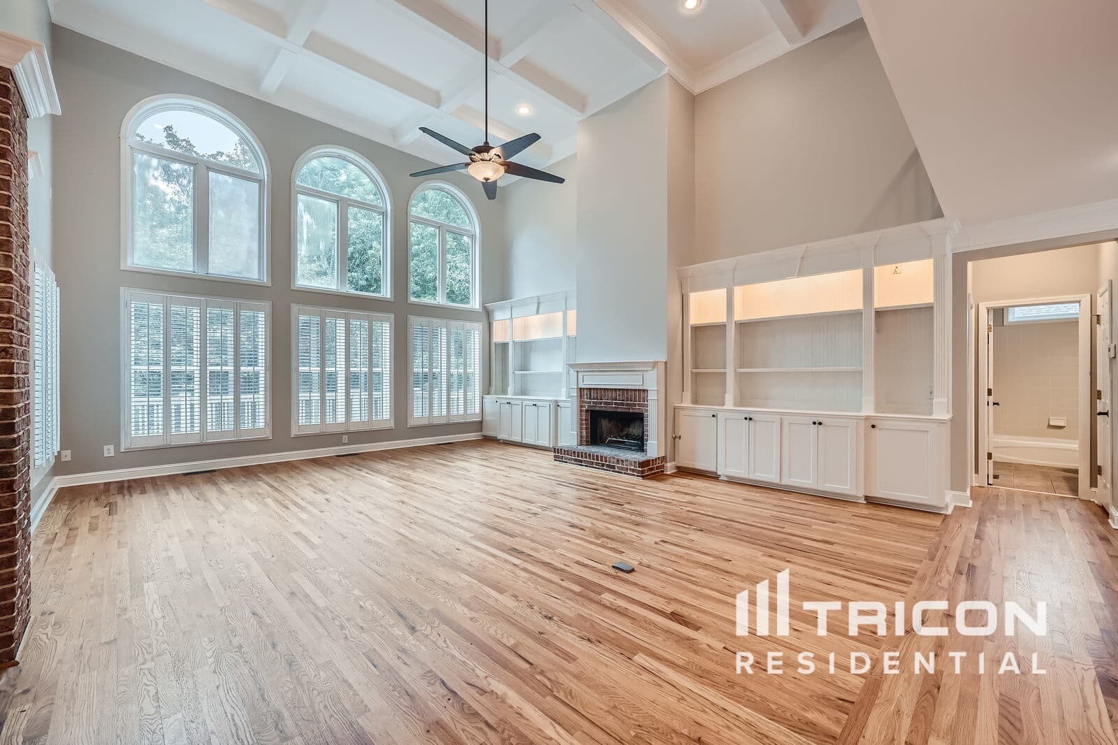 Building Photo - 6315 Tamarack Tr