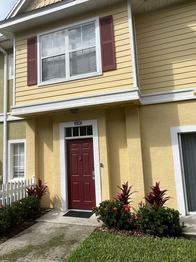 Building Photo - 4000 Santa Maria Dr