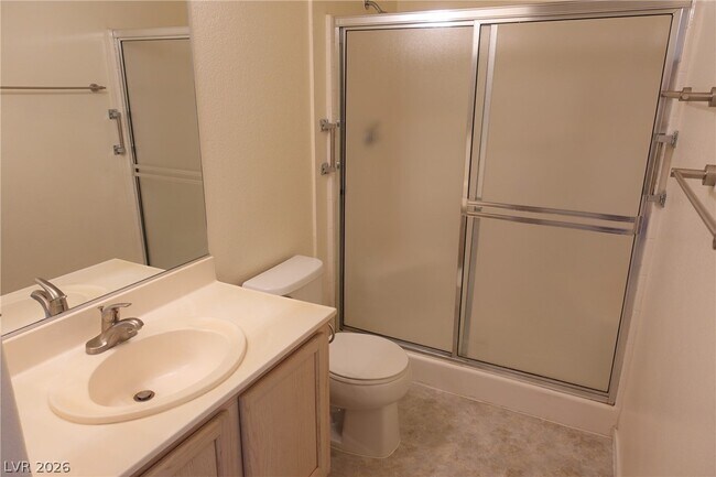 Building Photo - 3131 Key Largo Dr