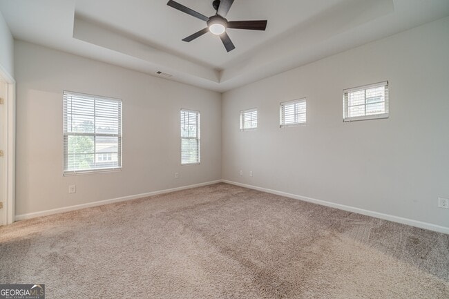 Building Photo - 2252 Talmai Dr