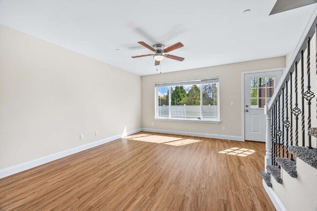 Building Photo - 4 bedrooms, 2.5 bathrooms with attached garage. This large unit is 3 floors!  Rent of $3295.00 in...