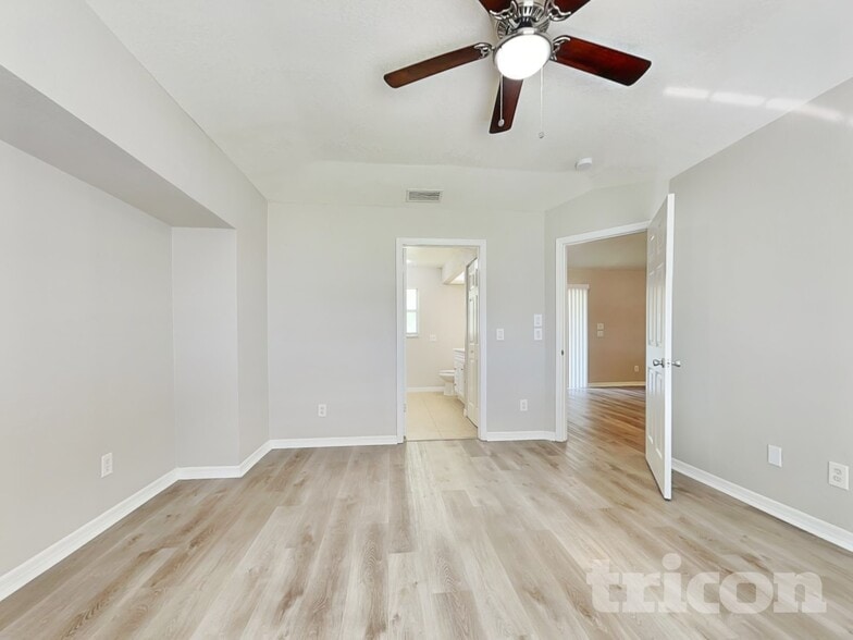 Building Photo - 7352 Bolten Ln