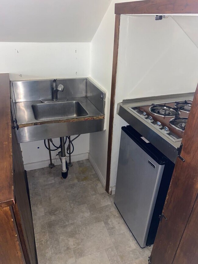 Building Photo - 224 - Olson Investments LLC