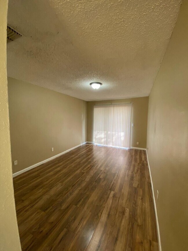 Building Photo - 181 Rebecca Ln