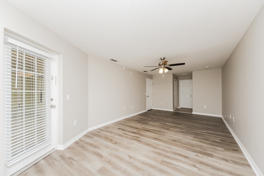 Building Photo - 265 Cranbrook Dr