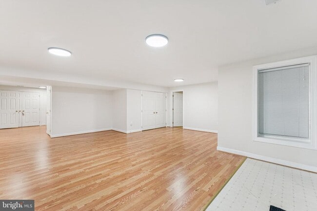 Building Photo - 12891 Crouch Dr