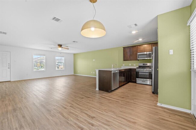 Building Photo - 130 Soapstone Pass