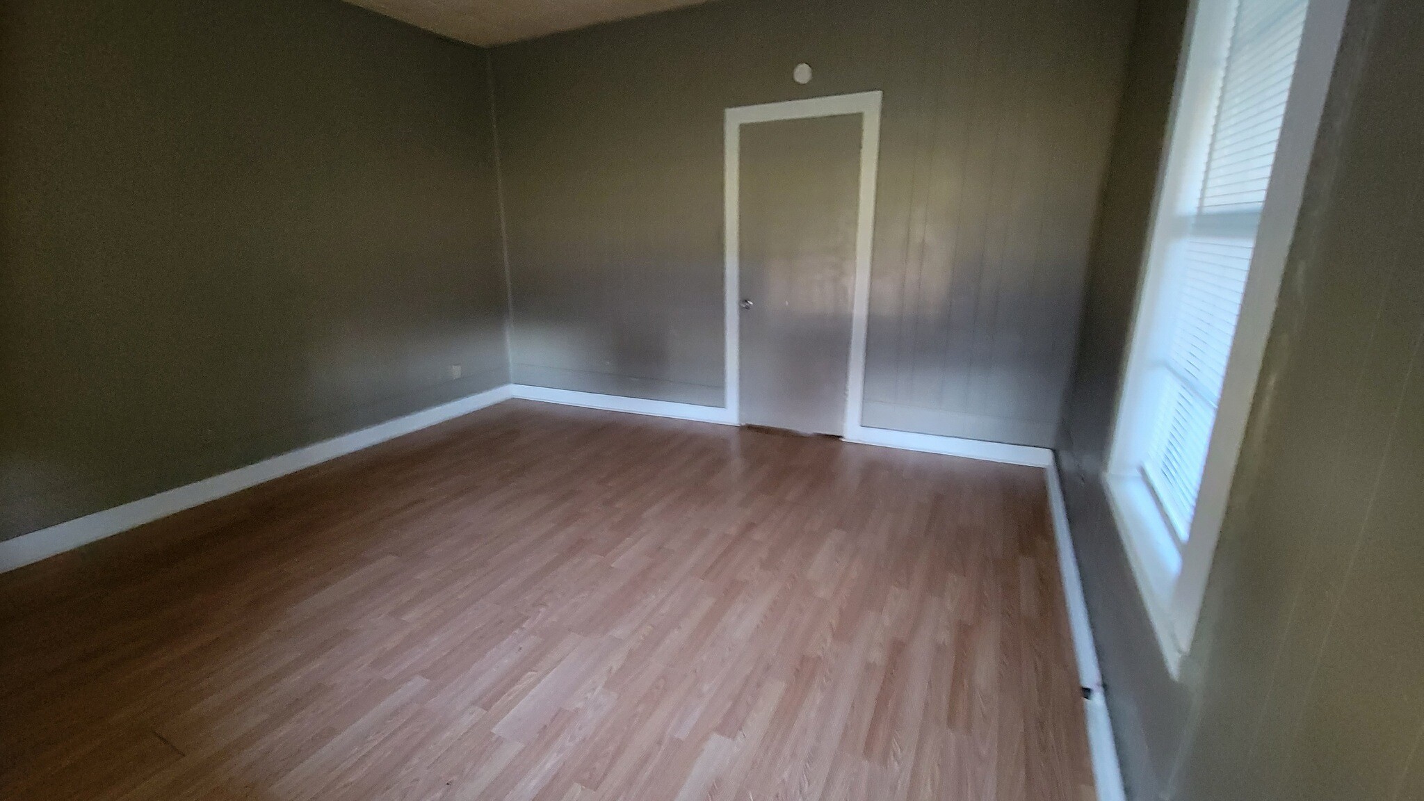 Building Photo - 428 W Wardville St