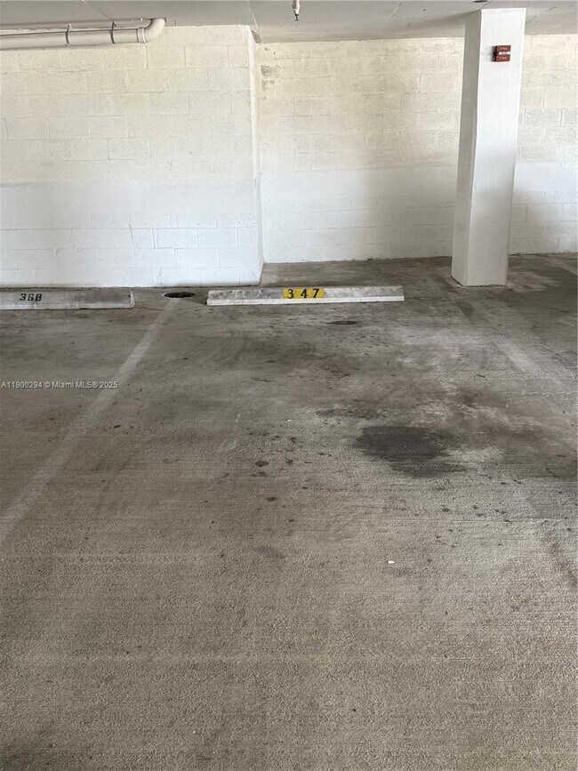 Building Photo - 4242 NW 2nd St