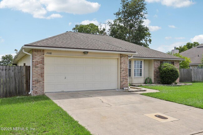 Building Photo - 2688 Glenhaven Dr