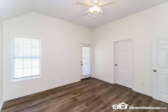 Building Photo - Newly Remodeled Southaven Home