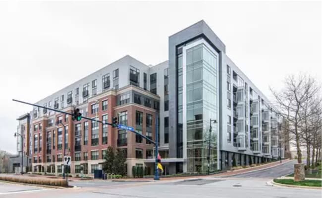 Building Photo - 145 Riverhaven Dr