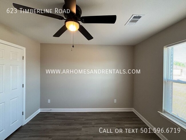 Building Photo - 623 Timberline Rd