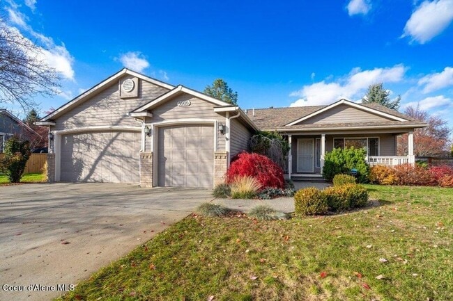 Building Photo - Coeur d' Alene Place!