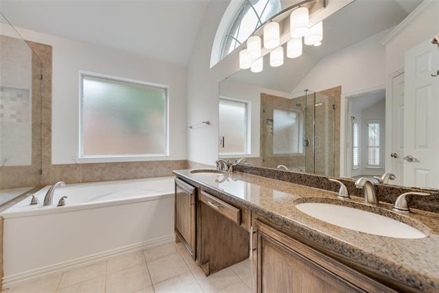 Building Photo - 4008 Daden Oaks Dr