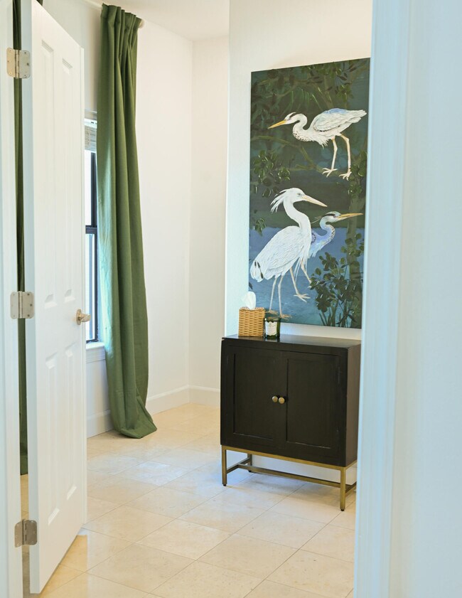 Building Photo - 90 Southaven Cir