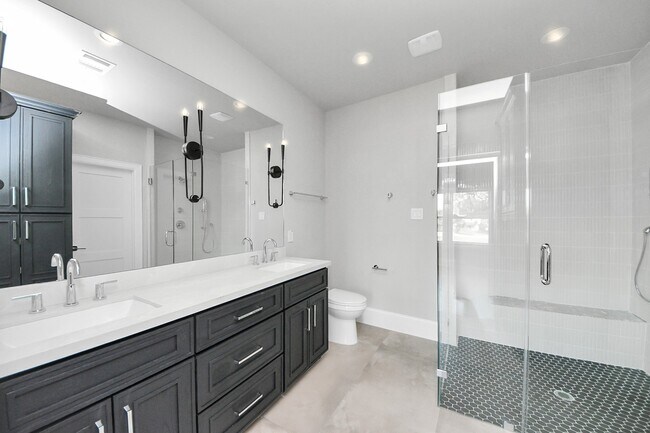 Building Photo - 6322 Milwee St