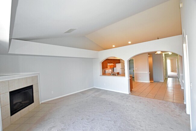 Building Photo - 8306 N Annsbury Cir