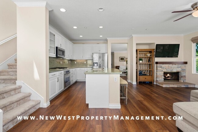 Building Photo - Renovated Carmel Valley 4 Bedroom at Costa...
