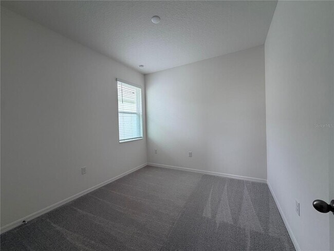 Building Photo - 2029 Anthem Dr