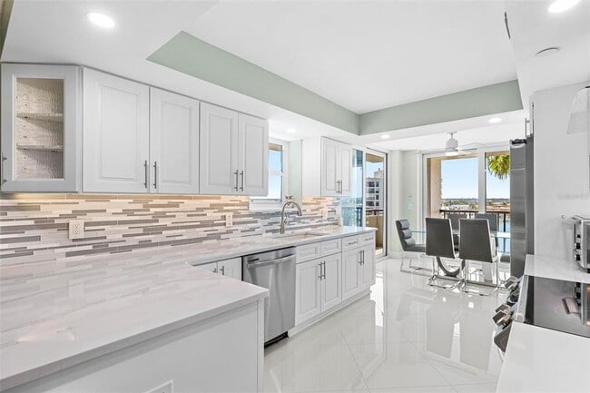 Building Photo - 1660 Gulf Blvd