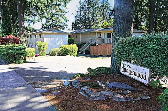 Primary Photo - Kingswood Apartments