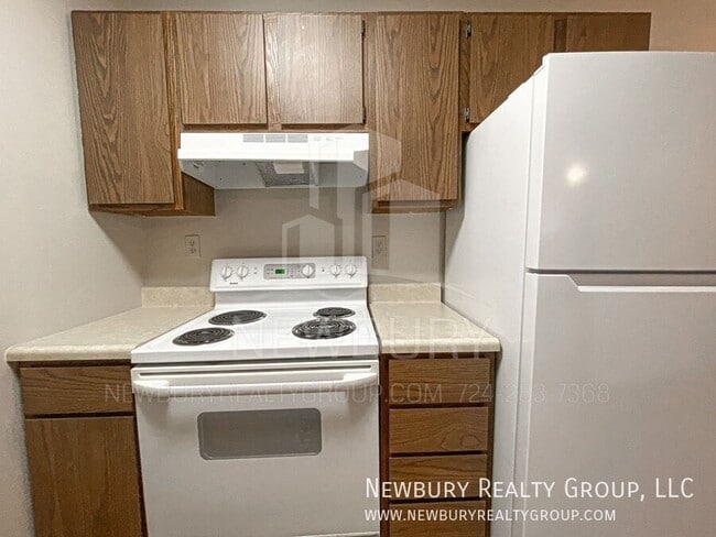 Building Photo - 16 Clearview Meadows
