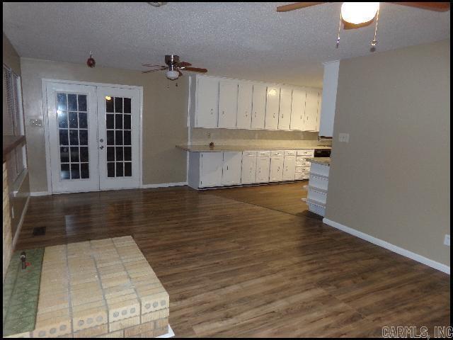 Building Photo - 1921 W 16th St