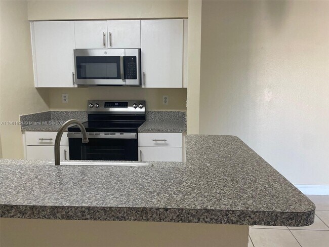 Building Photo - 15221 SW 80th St