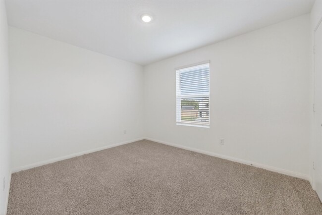 Building Photo - 12239 Shield Crest Ct