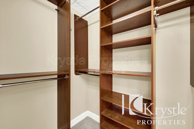 Building Photo - 1128 Waltz Ct